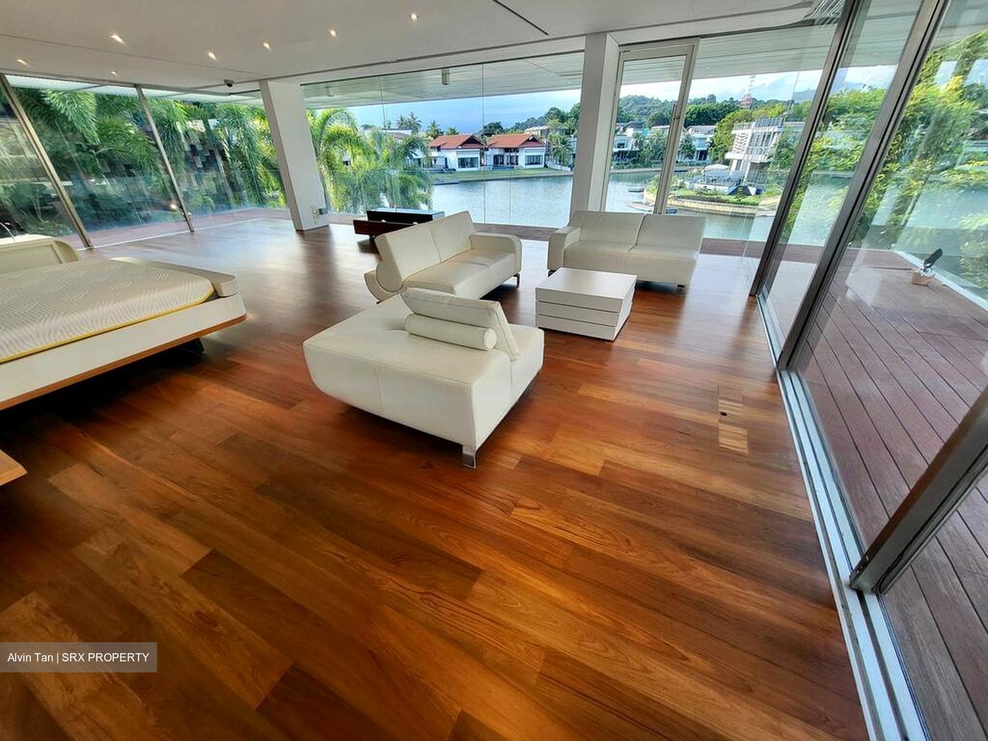 Cove Drive (D4), Detached #464193581